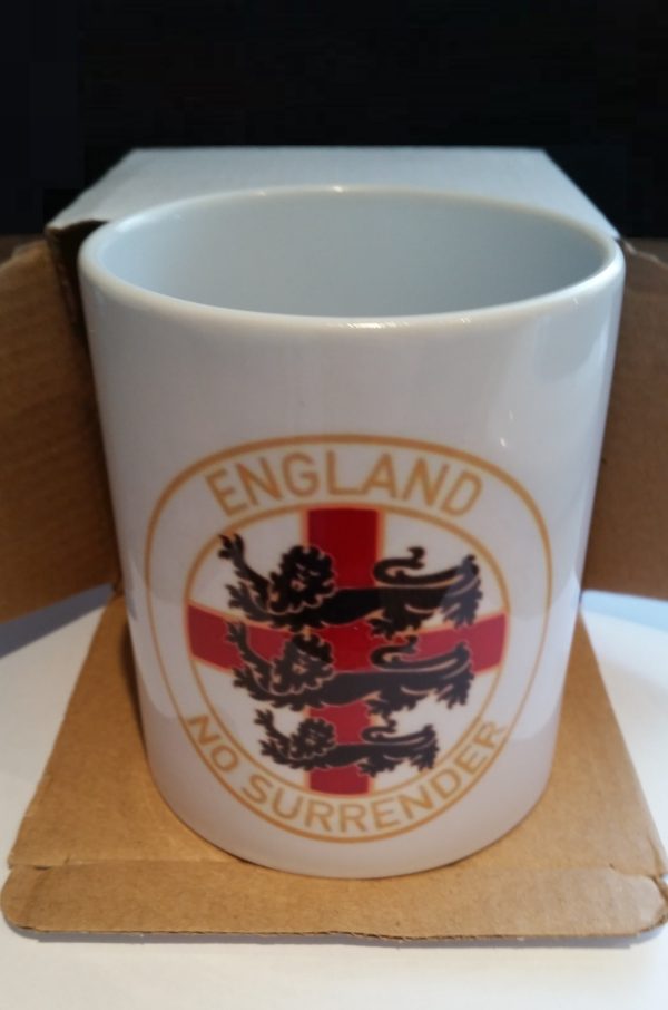 3 lions badge mug