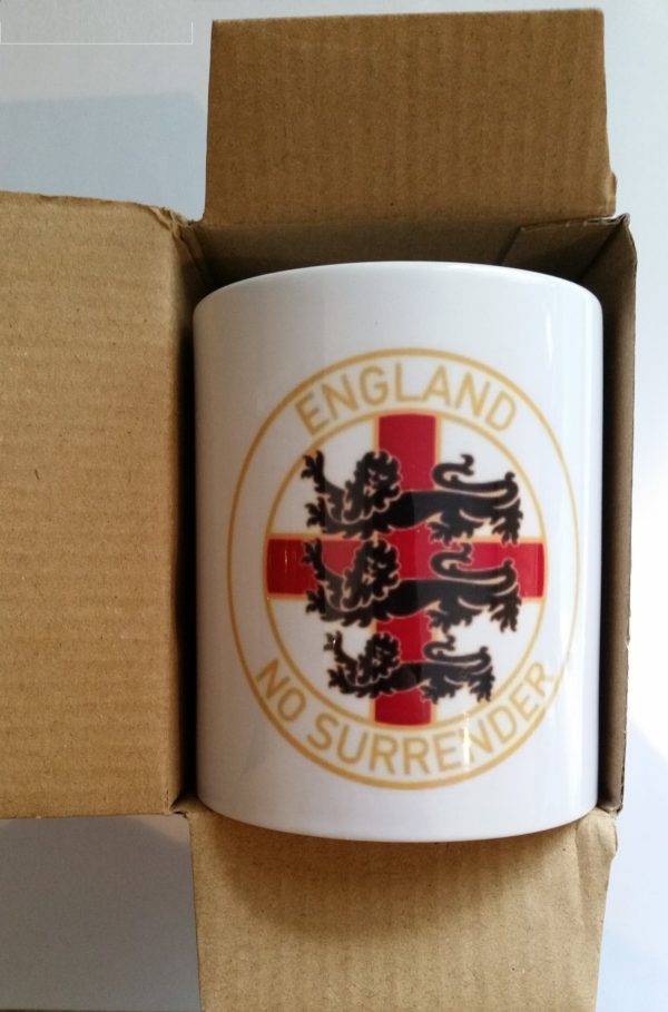 3 lions badge mug